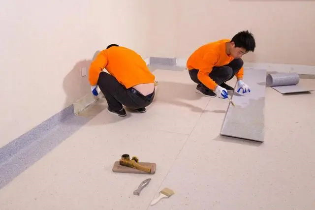 塑膠地板施工時需要注意的事項